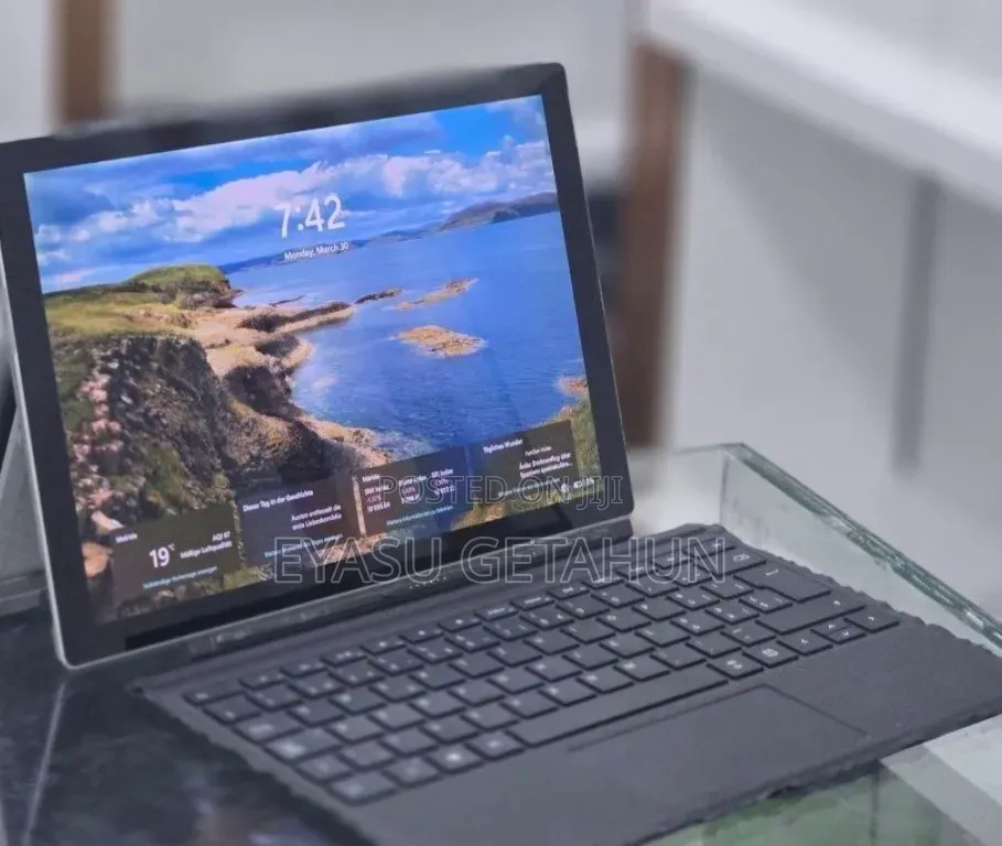 New Laptop Microsoft Surface Pro 3 8GB Intel Core i7 SSD 256GB