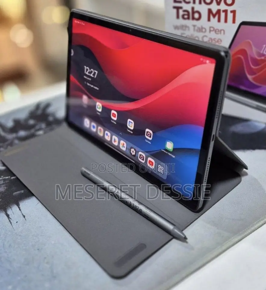 New Laptop Lenovo 4GB SSD 128GB