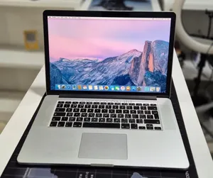 New Laptop Apple MacBook 2015 16GB Intel Core i7 SSD 256GB