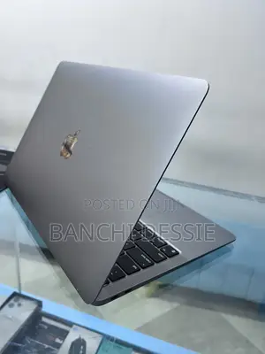 New Laptop Apple MacBook Air 2020 M1 8GB Apple M1 SSD 512GB