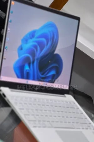 New Laptop HP Pavilion 14 16GB Intel Core i5 SSD 1T
