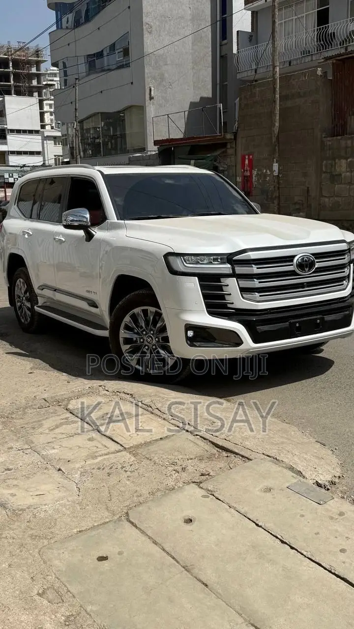 New Toyota Land Cruiser 2026 White