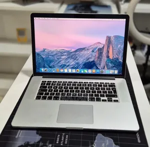 New Laptop Apple MacBook Pro 2015 16GB Intel Core i7 SSD 256GB