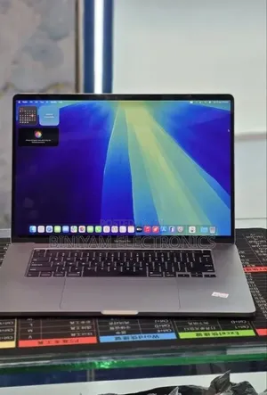 New Laptop Apple MacBook Pro 2019 64GB Intel Core i9 SSD 512GB