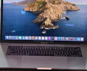 New Laptop Apple MacBook Pro 2018 32GB Intel Core i7 SSD 1T