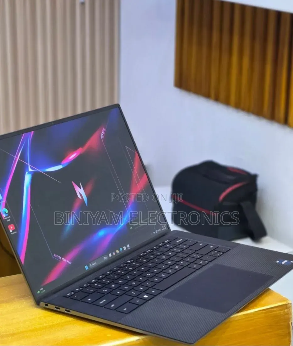 New Laptop Dell XPS 15 16GB Intel Core i7 SSD 1T
