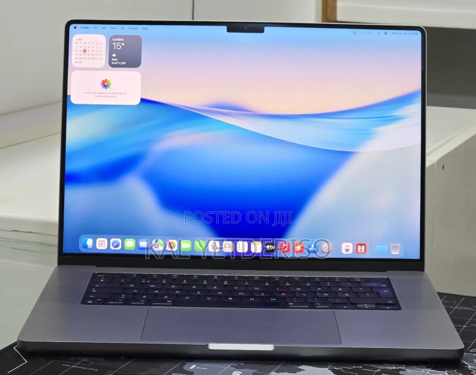 New Laptop Apple MacBook Air 2020 M1 16GB Intel Core i5 SSD 1T