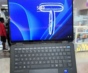 New Laptop HP OmniBook 7 14" 16GB Intel Core Ultra 7 SSD 512GB