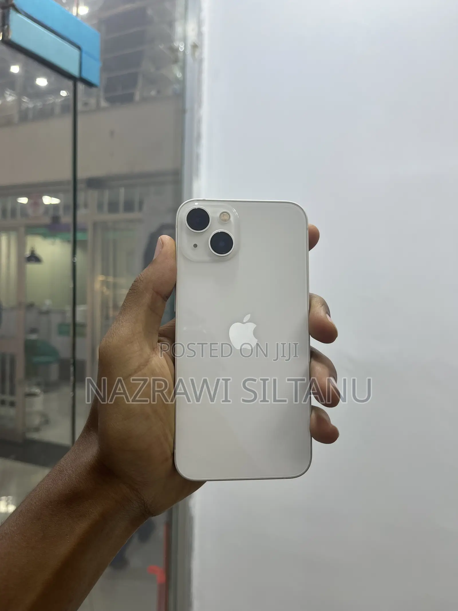 New Apple iPhone 13 128 GB White
