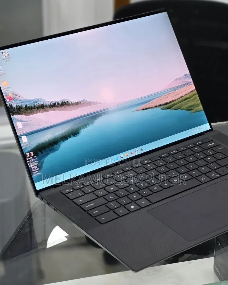 New Laptop Dell Precision 5550 16GB Intel Core i7 SSD 512GB