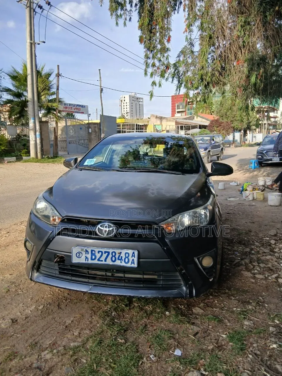 Toyota Yaris 2016 Gray