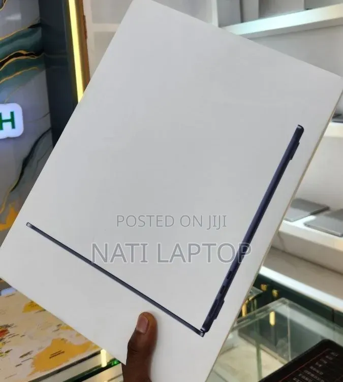 New Laptop Apple MacBook Air 2026 M5 16GB Apple M5 SSD 512GB