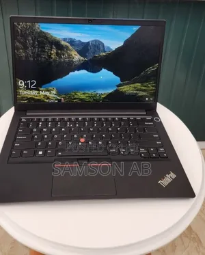 New Laptop Lenovo ThinkPad E14 Gen 4 16GB Intel Core i7 SSD 512GB