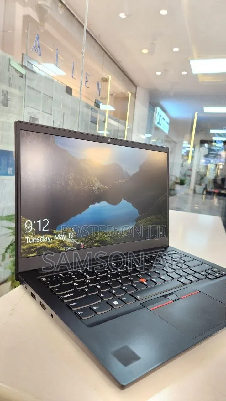 New Laptop Lenovo ThinkPad E14 Gen 4 16GB Intel Core i7 SSD 512GB