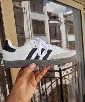 Samba Shoe