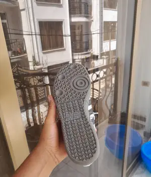 Samba Shoe