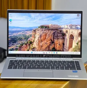 New Laptop HP EliteBook 840 G8 16GB Intel Core i5 SSD 512GB
