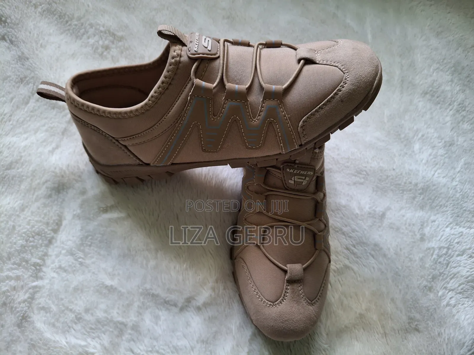 Brand New Women Very Comfortable Walking Shoes. Size 35-40. 3200br