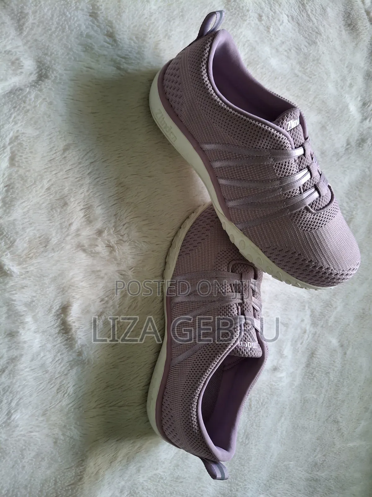 Brand New Women Very Comfortable Walking Shoes. Size 35-40. 3500br