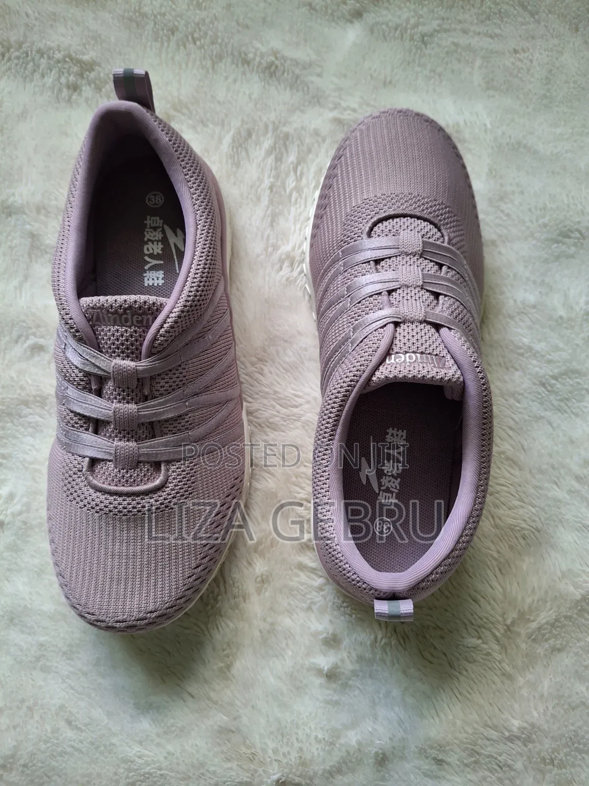 Brand New Women Very Comfortable Walking Shoes. Size 35-40. 3500br