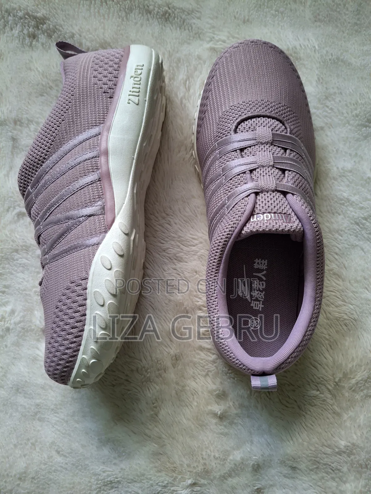 Brand New Women Very Comfortable Walking Shoes. Size 35-40. 3500br