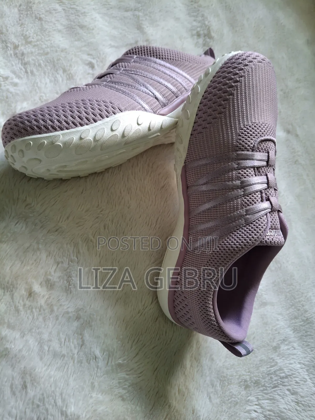 Brand New Women Very Comfortable Walking Shoes. Size 35-40. 3500br