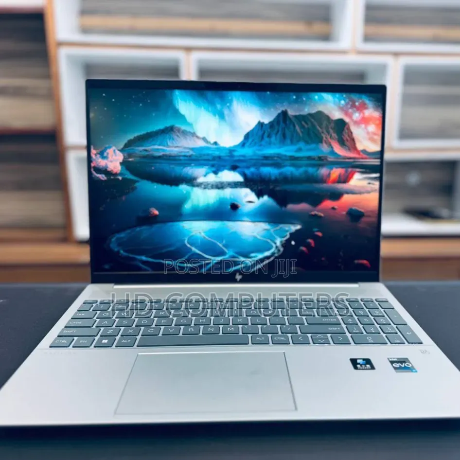 New Laptop HP Stream Notebook 16GB Intel Core i7 SSD 1T
