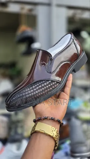 Ameland High Master Quality Lather Flat Sneakers