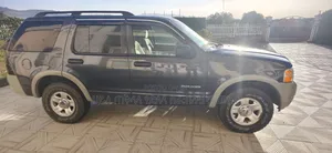 Ford Explorer 2002 Gray