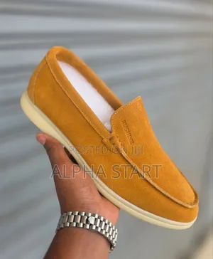 Reshine Old High Master Quality Flat Sneakers Shoes for You