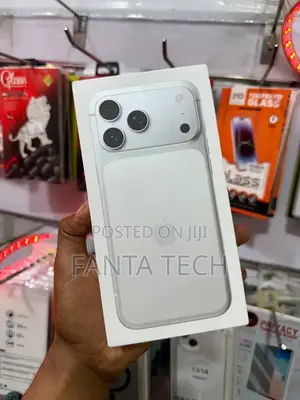 New Apple iPhone 17 Pro Max 256 GB Silver