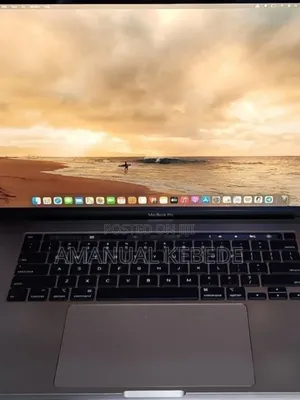 New Laptop Apple MacBook Pro 2019 32GB Intel Core i9 SSD 1T