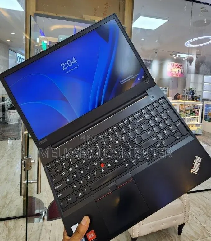 New Laptop Lenovo ThinkPad X1 Yoga 8GB Intel Core i5 SSD 256GB