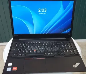 New Laptop Lenovo 8GB Intel Core i5 SSD 256GB