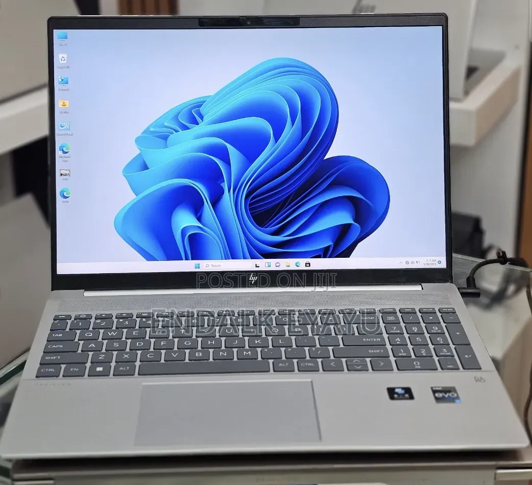 New Laptop HP 16GB Intel Core i7 SSD 1T