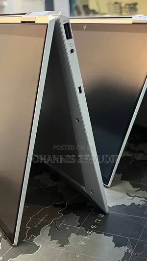 New Laptop HP EliteBook 1040 G8 16GB Intel Core i7 SSD 512GB
