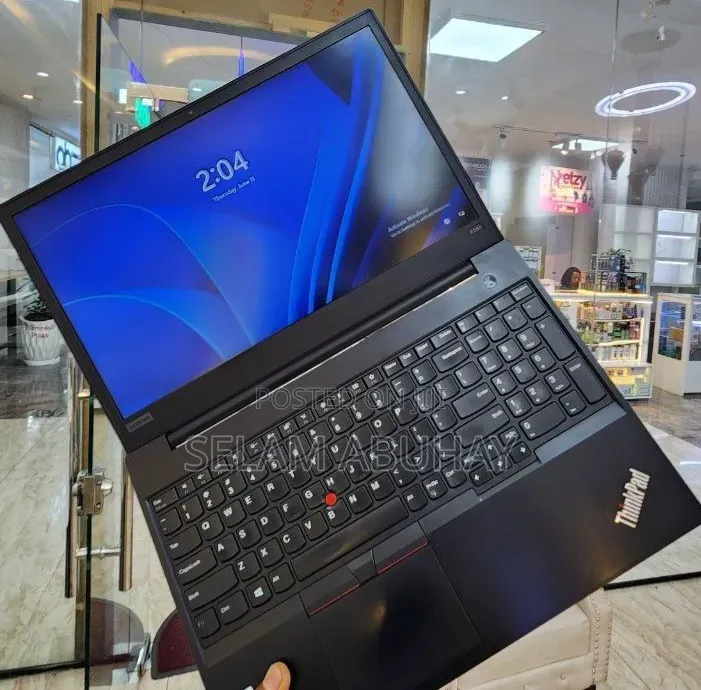 New Laptop Lenovo ThinkBook 15 4GB Intel Core i5 SSD 256GB