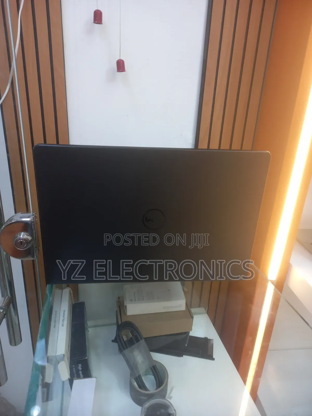 New Laptop Dell Vostro 3550 4GB Intel Core i5 SSD 500GB
