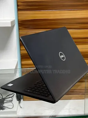 New Laptop Dell Inspiron 15 8GB Intel Core i7 SSD 256GB