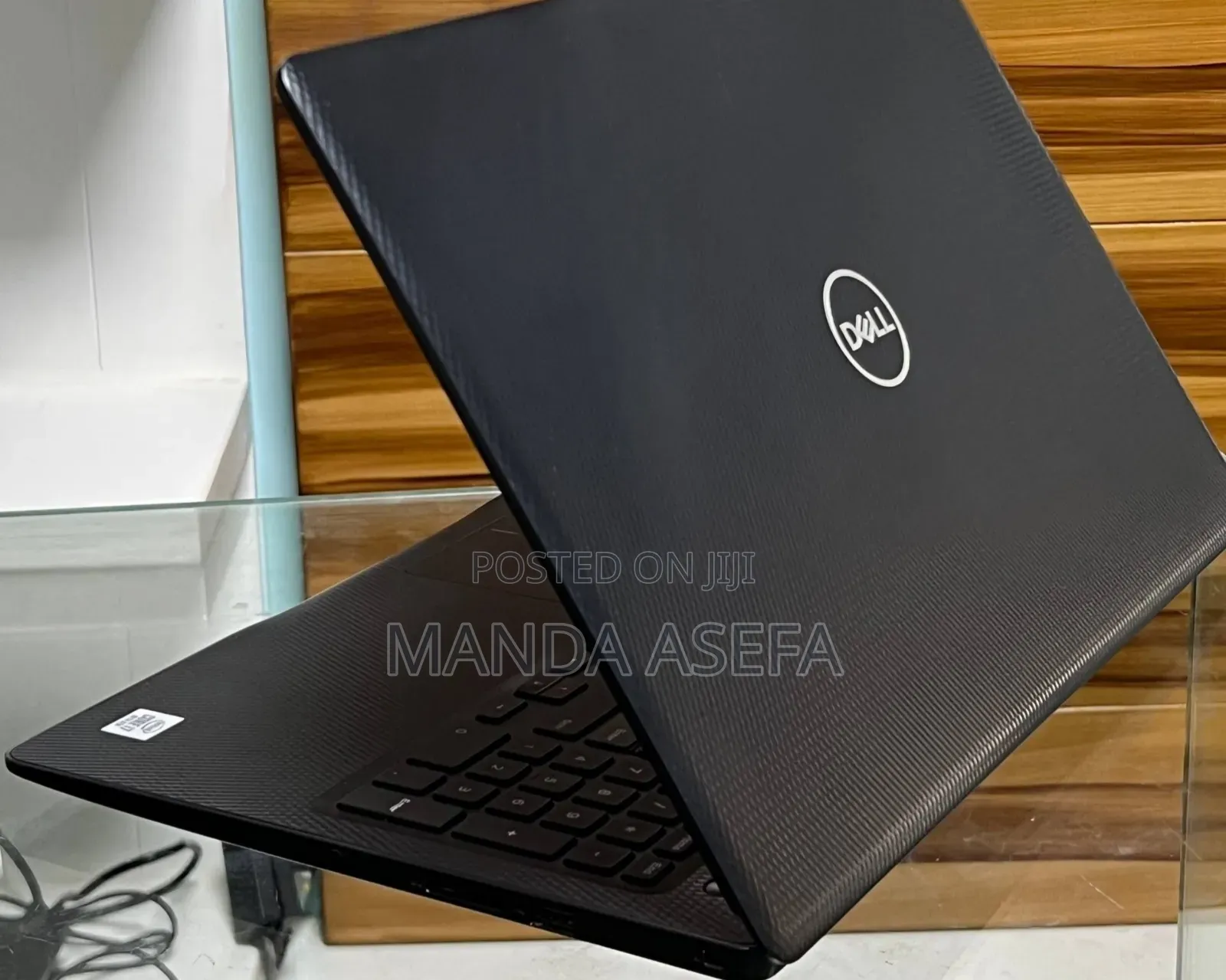 New Laptop Dell Inspiron 15 8GB Intel Core i7 SSD 256GB