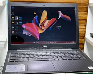New Laptop Dell Inspiron 15 8GB Intel Core i7 SSD 256GB