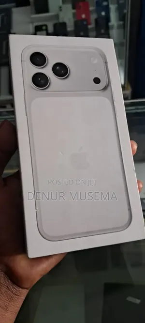 New Apple iPhone 17 Pro Max 256 GB Silver