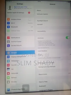 Apple iPad 4 Wi-Fi + Cellular 64 GB Gray