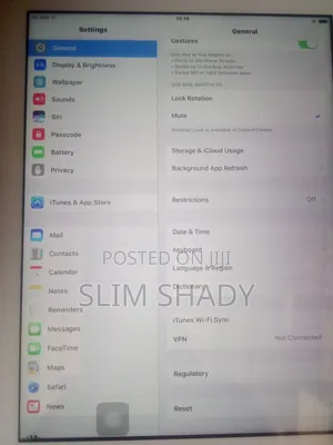 Apple iPad 4 Wi-Fi + Cellular 64 GB Gray