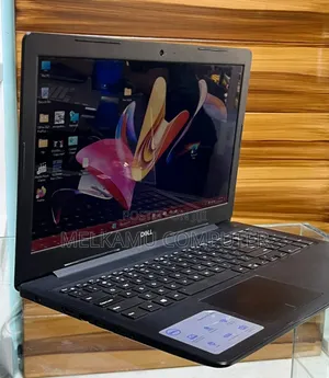 New Laptop Dell Inspiron 15 8GB Intel Core i7 SSD 256GB