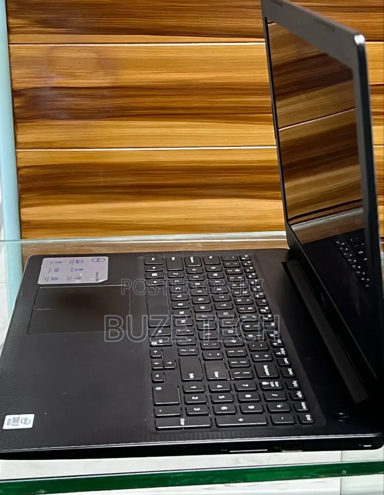 New Laptop Dell Inspiron 15 8GB Intel Core i7 SSD 256GB