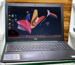 New Laptop Dell Inspiron 15 8GB Intel Core i7 SSD 256GB