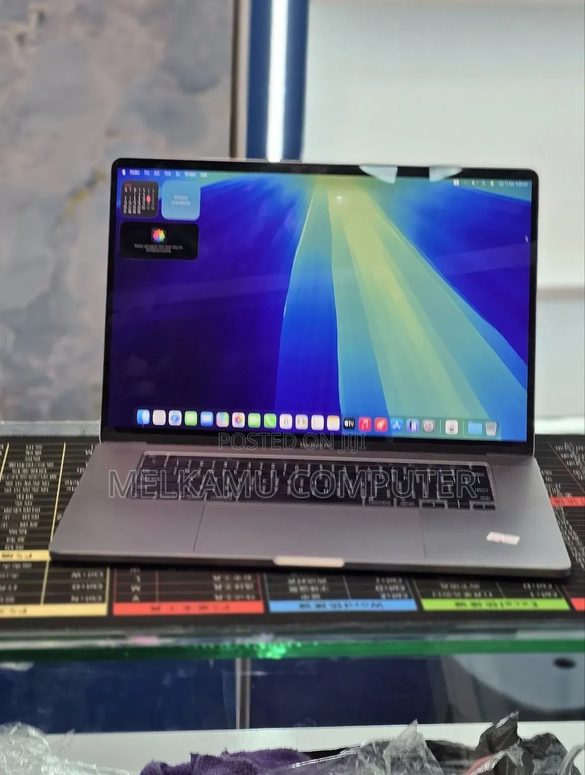 New Laptop Apple MacBook Pro 2019 64GB Intel Core i9 SSD 512GB