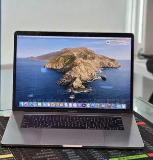 New Laptop Apple MacBook Pro 2018 32GB Intel Core i7 SSD 1T