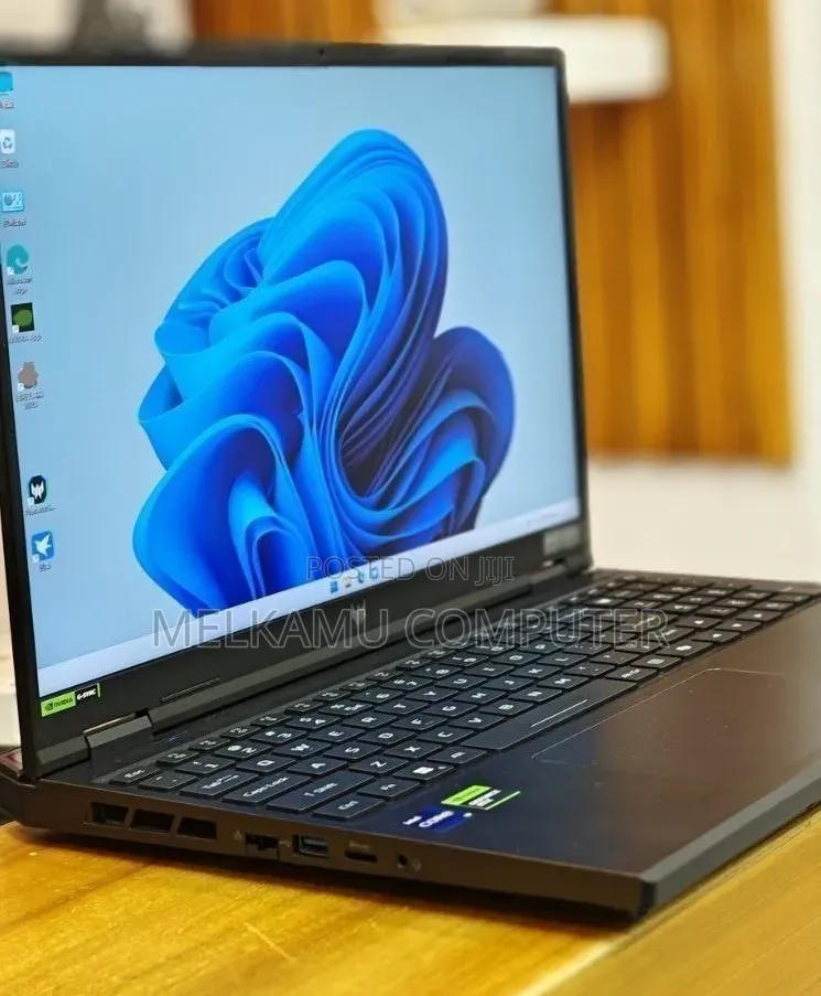 New Laptop Acer Predator Helios Neo 16 16GB Intel Core i9 SSD 1T